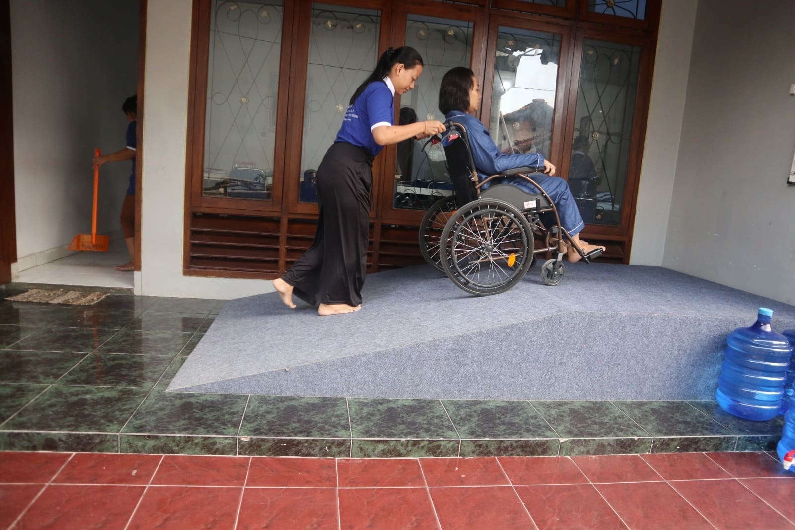 training to use wheel chair